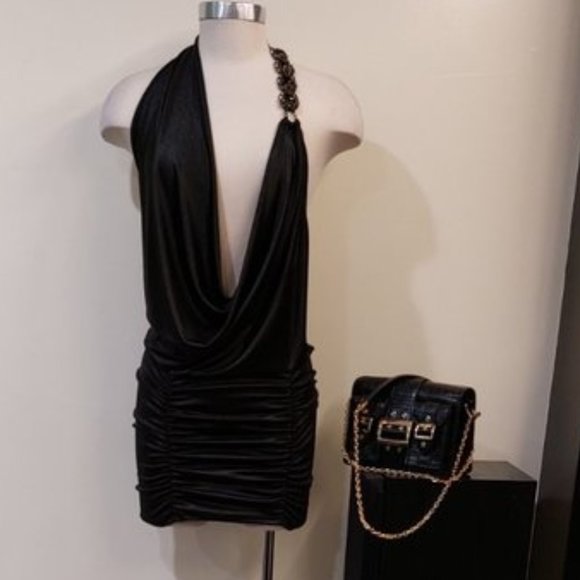 Elegant Black Mini Dress - Picture 1 of 15
